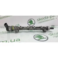 Паливна рампа з датчиком тиски і клапаном тиску Skoda Octavia III A7 1.6 TDI