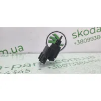 Датчик включення стопсигналу Skoda Octavia Tour 1J0945511D VAG (1J0945511D) Датчик включення стопсигналу Skoda Octavia Tour 1J0945511D VAG (1J0945511D)