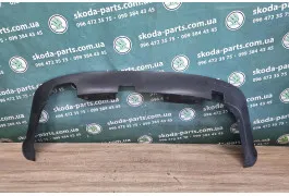 Молдинг нижній заднього бампера Skoda Octavia A5 ліфтбек до рестайл 1z5807521