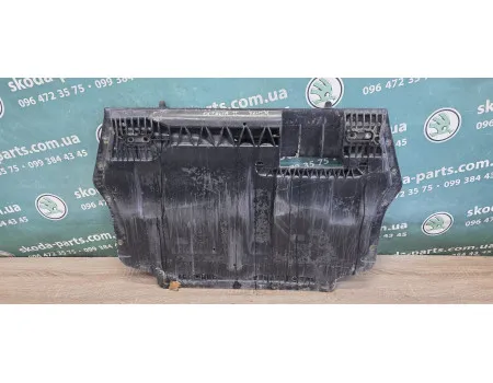 Захист двигуна Skoda Octavia A5 1.6 бензин 5K0825901A Захист двигуна Skoda Octavia A5 1.6 бензин 5K0825901A