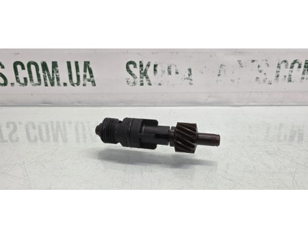 Привід спідометра в кпп Skoda Felicia VAG (002409191A)