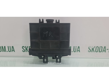 Блок управління коробкою передач автомат Skoda Octavia Tour 01M927733MK вживаний VAG (01M927733MK)