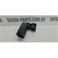 Реле свічок розжарювання Skoda Octavia A5 VAG (0281003038)