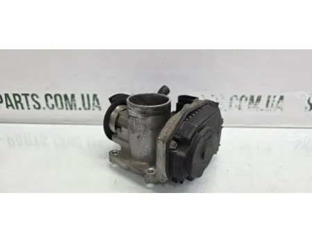 Дросільна заслінка в зборі Skoda Octavia Tour 1.6 AEE VAG (030133064F)