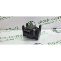 Котушка запалювання Skoda Octavia Tour 1.6 бензин VAG (032905106) Котушка запалювання Skoda Octavia Tour 1.6 бензин VAG (032905106)