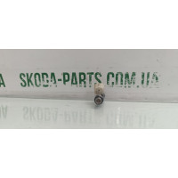 Форсунка паливна Skoda Fabia II 1.4 бензин 036031AH VAG (036031AH)