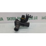 Фланець системи охолодження двигуна Volkswagen Passat B3 B4 Caddy 2 вживаний VAG (037121133E)