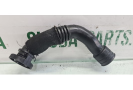 Патрубок вентиляції картера, масловіддільника Volkswagen Bora вживаний VAG (038103493AB)