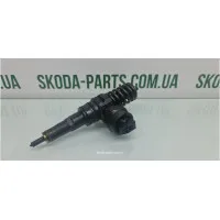 Насос форсунка паливна форсунка 96кв 1.9tdi Volkswagen Bora VAG (038130073F)