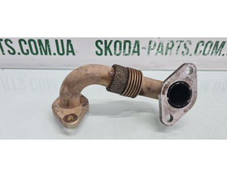 Патрубок системи рециркуляції EGR Skoda Octavia A5 вживаний VAG (038131521)