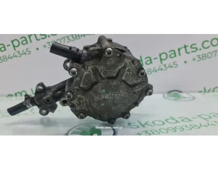 Тандемний паливний насос Skoda Octavia A5 VAG (038145209C)