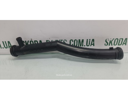Трубка системи охолодження двигуна 1.4tsi Skoda Octavia A5 03C121065B вживана VAG (03C121065B)
