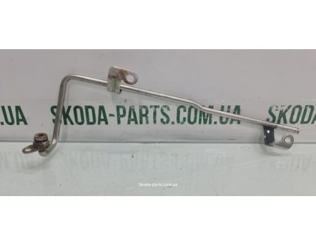 Трубка системи охолодження двигуна 1.4tsi Skoda Octavia A5 03C121469F вживана VAG (03C121469F)