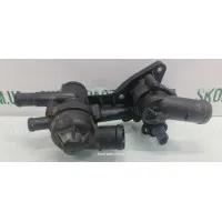 Корпус термостату 1.4TSI Skoda Octavia A5 03C121926AC вживаний VAG (03C121926AC)