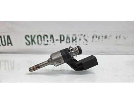 Форсунка вприску палива Skoda Octavia A5 1.4 TSI VAG (03C906036E)