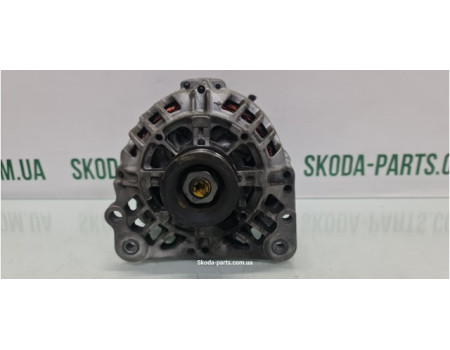 Генератор 1.2 1.4 бензин 90А Skoda Fabia 03D903025J VAG (03D903025J)