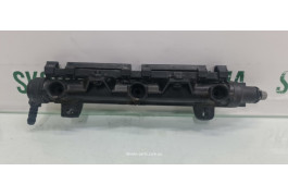 Паливна рейка 1.2 бензин Skoda Fabia New 03E133319D вживана VAG (03E133319D)