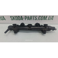 Паливна рейка 1.2 бензин Skoda Fabia New 03E133320A вживана VAG (03E133320A)