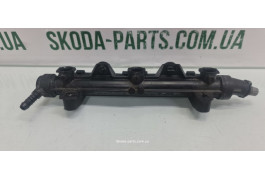Паливна рейка 1.2 бензин Skoda Fabia New 03E133320A вживана VAG (03E133320A)