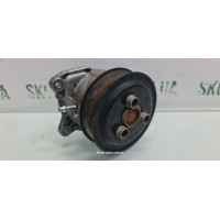 Помпа системи охолодження двигуна 1.2tsi Skoda Octavia A5 03F121004 VAG (03F121004)