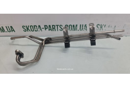 Трубки системи охолодження двигуна 1.2tsi Skoda Octavia A5 03F121497A VAG (03F121497A)