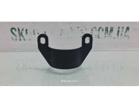 Скоба патрубка інтеркулера 1.2tsi Skoda Octavia A5 03F145853 VAG (03F145853)
