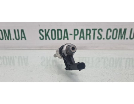 Паливна форсунка вприску Skoda Fabia New 1.2 TSI VAG (03F906036B)