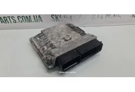 Блок управління двигуна 1.2tsi Skoda Octavia A5 03F906070F VAG (03F906070F)