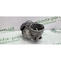 Дросільна заслінка в зборі Volkswagen Passat B.6 03G128063A VAG (03G128063A) Дросільна заслінка в зборі Volkswagen Passat B.6 03G128063A VAG (03G128063A)