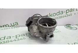 Дросільна заслінка в зборі Volkswagen Passat B.6 03G128063A VAG (03G128063A)