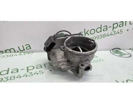 Дросільна заслінка в зборі Volkswagen Passat B.6 03G128063A VAG (03G128063A) Дросільна заслінка в зборі Volkswagen Passat B.6 03G128063A VAG (03G128063A)