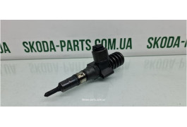 Насос форсунка 2.0tdi BKD Skoda Octavia A5 03G130073G VAG (03G130073G)