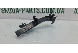 Кронштейн кріплення паливних трубок Skoda Octavia A5 03G131645 вживаний VAG (03G131645)