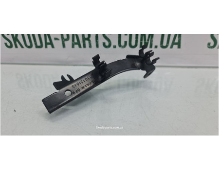 Кронштейн кріплення паливних трубок Skoda Octavia A5 03G131645 вживаний VAG (03G131645)