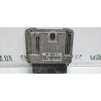 Блок управління двигуна Skoda Octavia A5 03G906021CJ VAG (03G906021CJ)