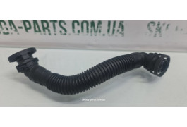 Патрубок вентиляції картерних газів 2.0tdi Skoda Superb 2 VAG (03L103493AE)