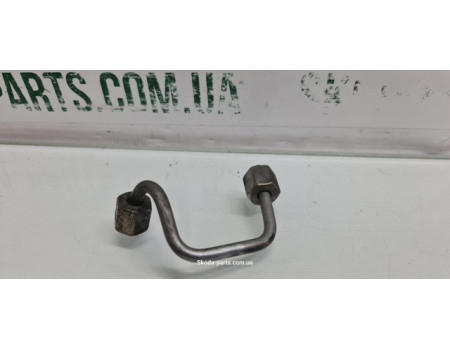 Трубка паливна 2.0tdi Skoda Superb 2 03L301AC VAG (03L301AC)