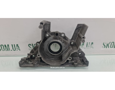 Кришка блоку циліндрів передня 1.4tdi BMS Skoda Fabia New VAG (045103153)