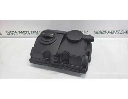 Кришка клапанна Skoda Fabia New 1.4 BMS VAG (045103469H)