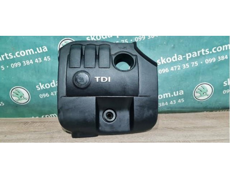 Кришка двигуна 1.4tdi Skoda Fabia 045103925AM VAG (045103925AM)