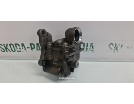 Насос масляний 1.4tdi Skoda Fabia VAG (045115105C)