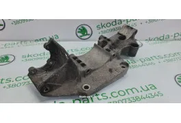 Кронштейн генератора 1.9tdi Skoda Octavia Tour VAG (045903143C)