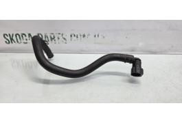 Паливний шланг подачі палива на форсунки Skoda Fabia mk1 1.4 Mpi 8кл VAG (047133723G)