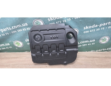 Кришка двигуна декоративна Skoda Octavia A7 2.0 TDI VAG (04L103925T)