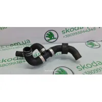 Патрубок системи охолодження двигуна 1.6tdi Skoda Octavia A7 04L122073B VAG (04L122073B)