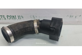 Патрубок подачі масла до турбіни 1.6tdi Skoda Octavia A7 04L131111T VAG (04L131111T)