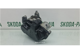 Клапан EGR 2.0tdi Skoda Octavia A7 04L131501S VAG (04L131501S)