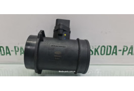 Розходомір повітря Skoda Superb 2.5 TDI VAG (059906461B)