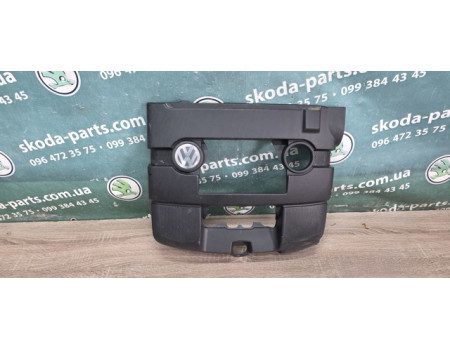 Декоративна кришка двигуна Volkswagen Golf 5 1.6 MPI VAG (06A103925CHA)