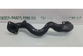 Патрубок системи охолодження двигуна 1.6 AVU Skoda Octavia Tour VAG (06A122481)
